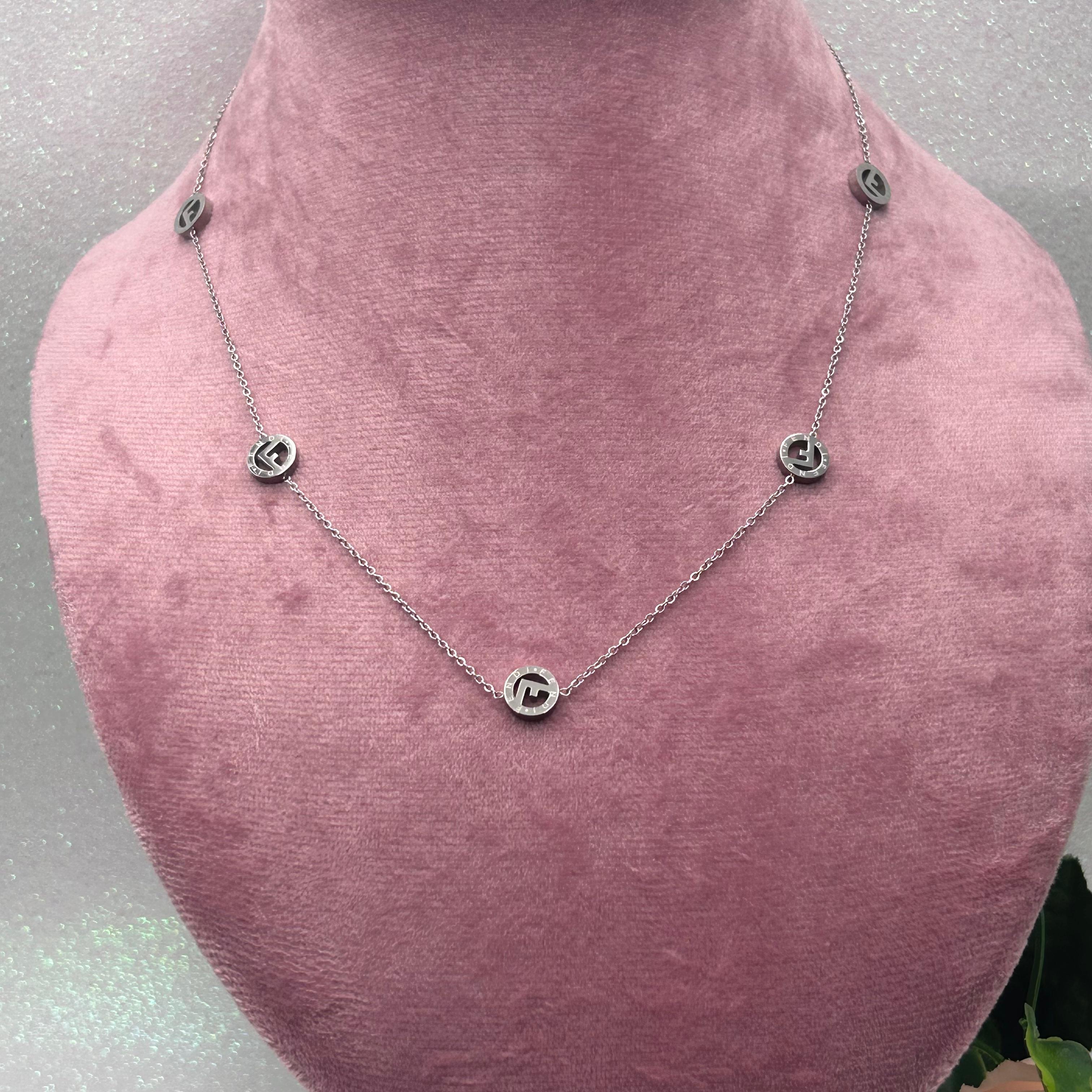 Collana Code 258