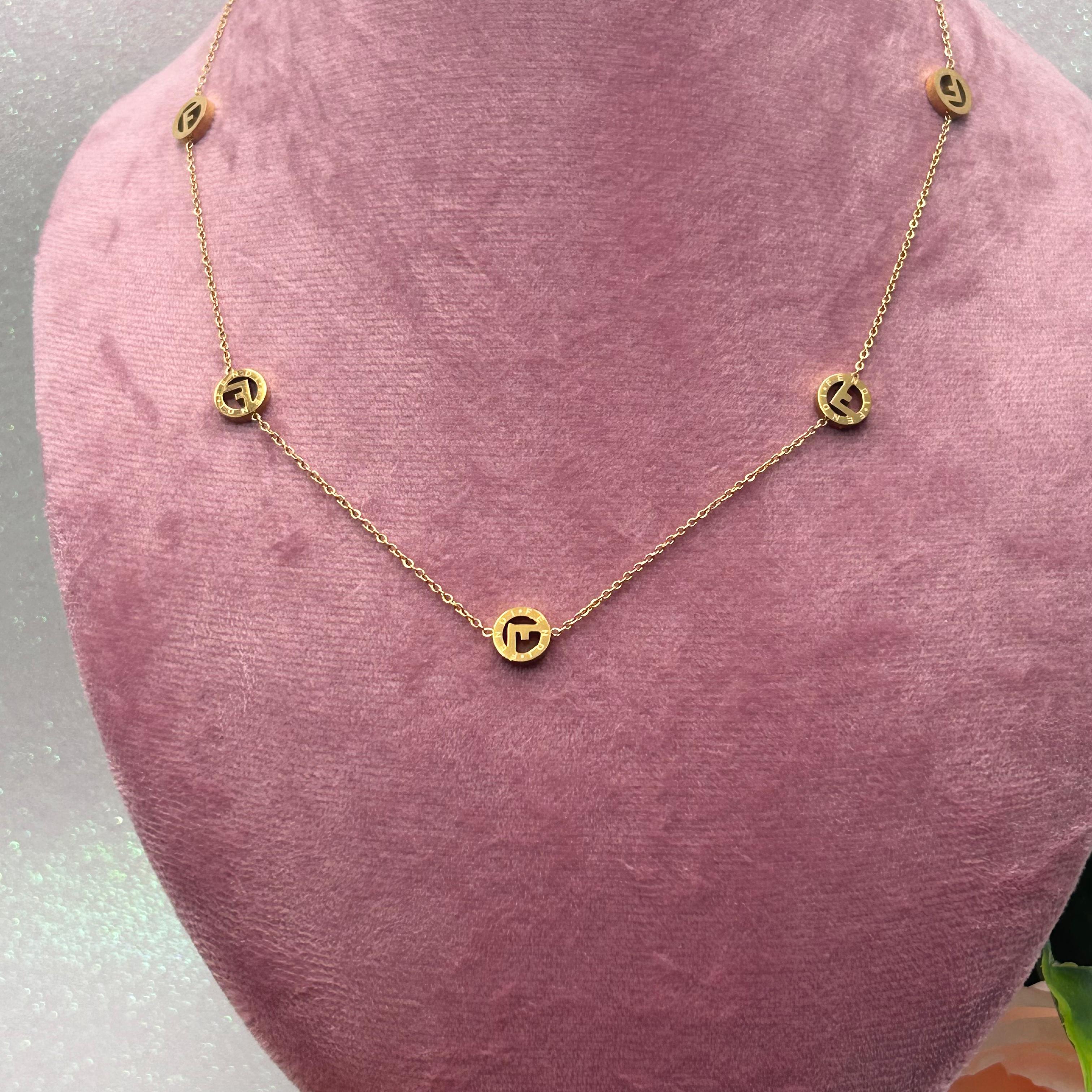 Collana Code 258